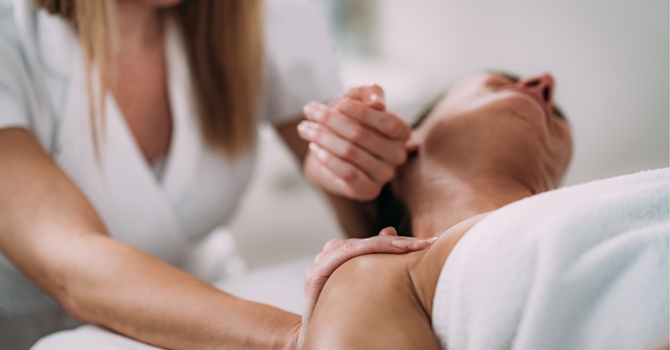 Brazilian Manual Lymphatic Drainage Massage